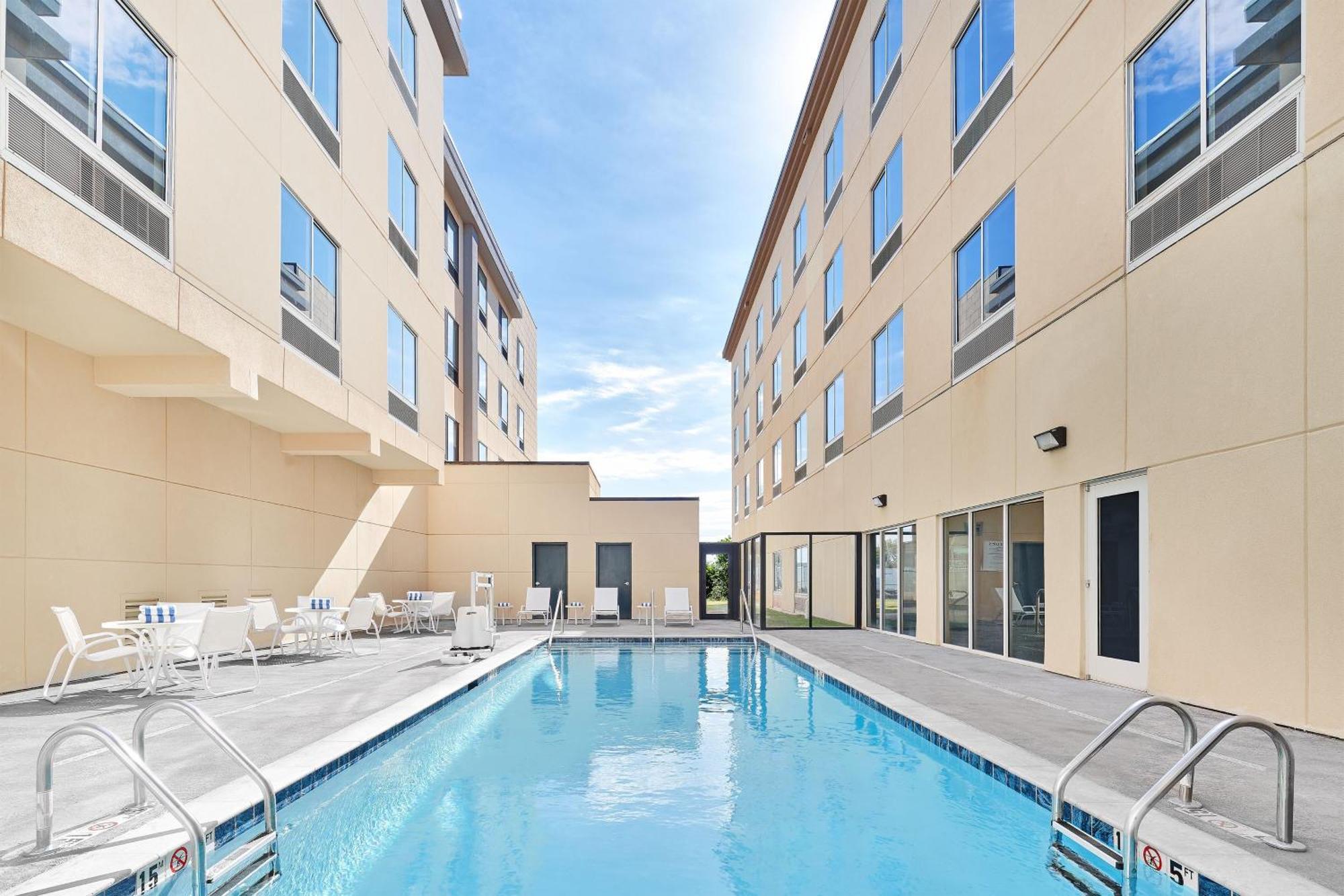 Four Points By Sheraton Oklahoma City Airport Экстерьер фото