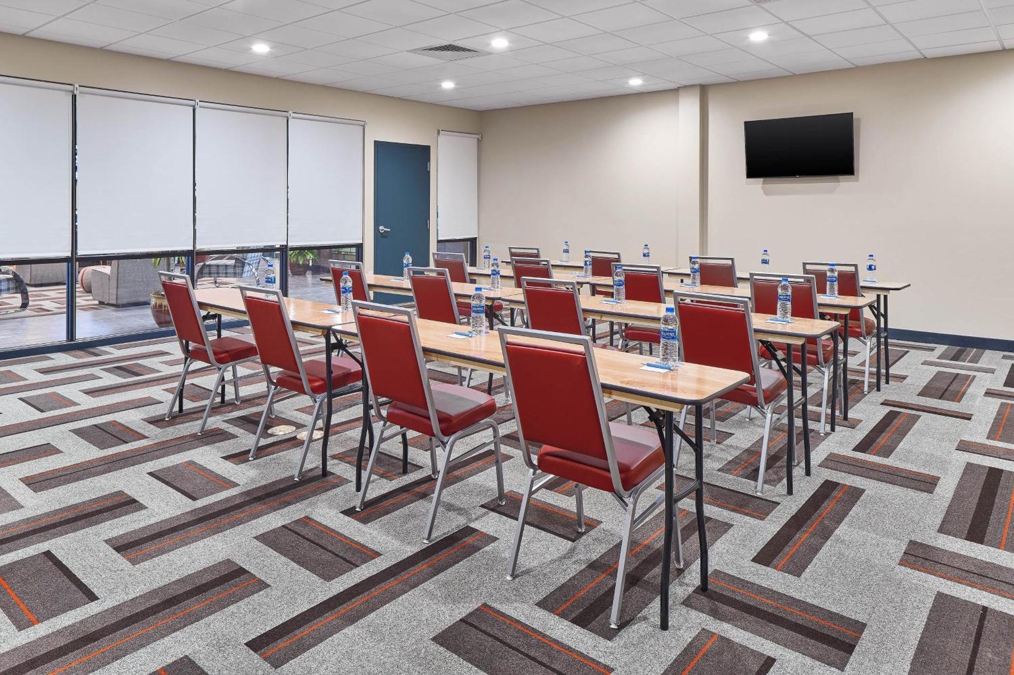 Four Points By Sheraton Oklahoma City Airport Экстерьер фото